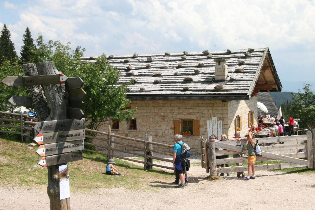 Schoetzerhof Meltina Luaran gambar